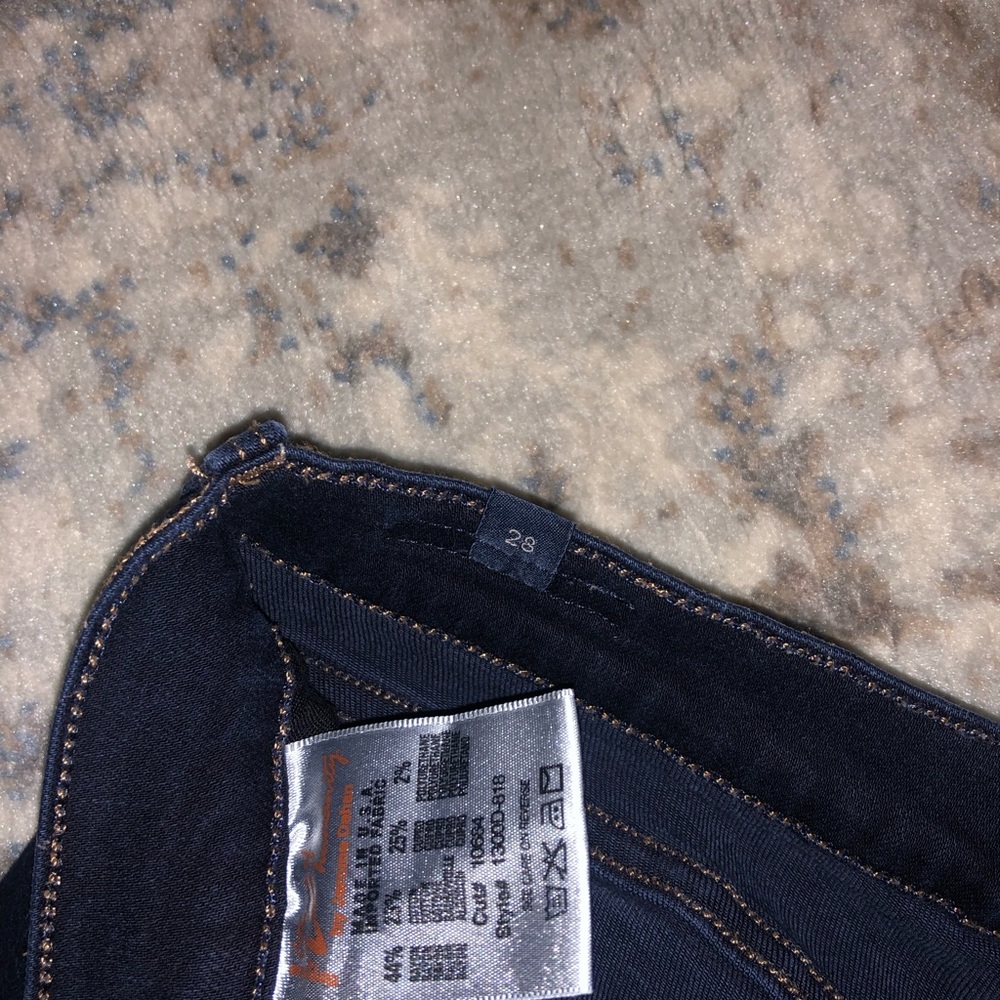 Jeans - Picture 2 of 2